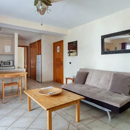 Apartmento Port Royal Apartman Arona